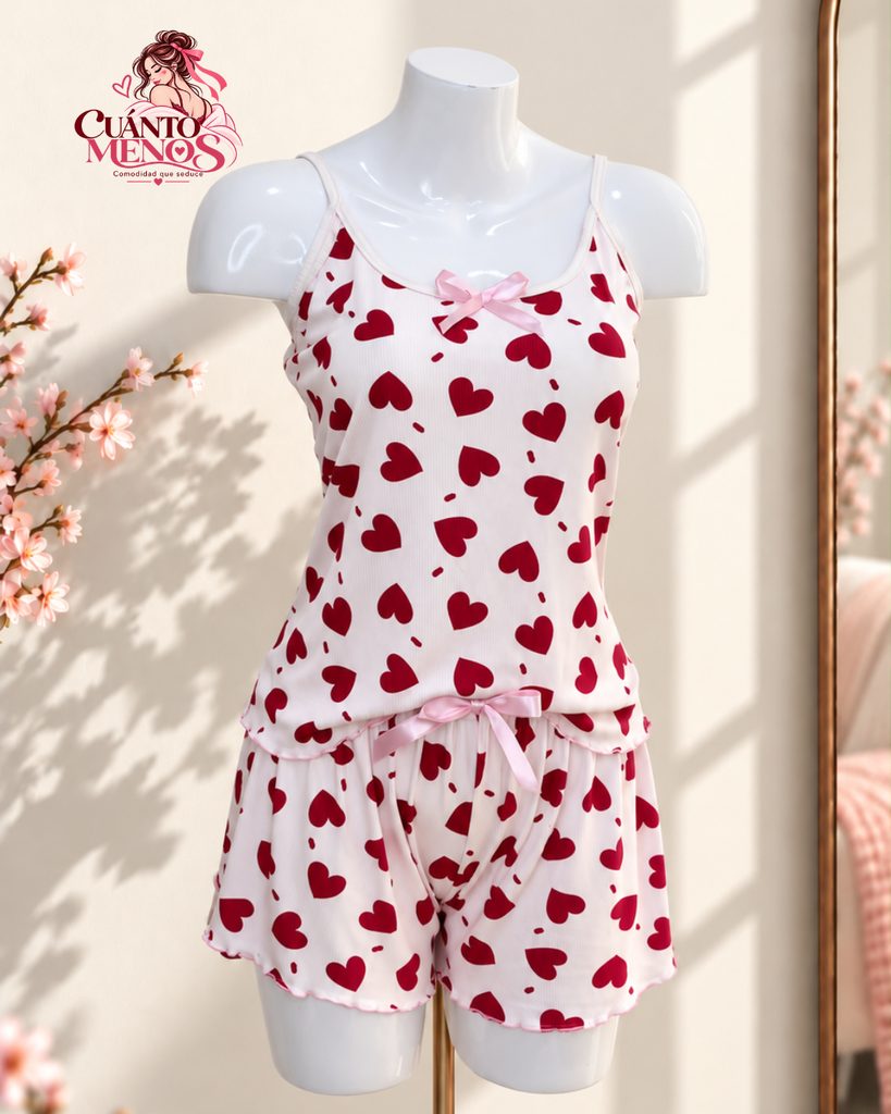 Pijama Corazones Coqueta – Set Top + Short Estampado Corazones Pijama 2 Piezas – Tela Rib – Blanco y Rojo Talla L